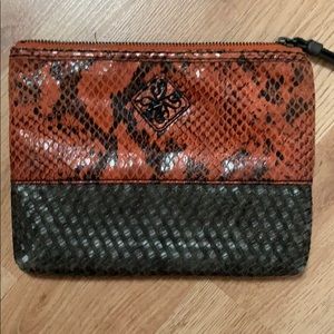 Simply Vera Wang Wristlet